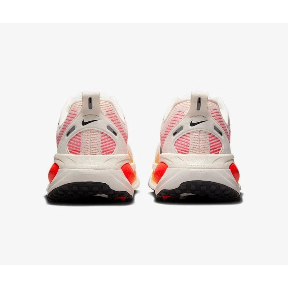 Nike Vomero 18 Sail Bright Crimson Laser Orange GS Nby HM6804-100 Size 6.5Y