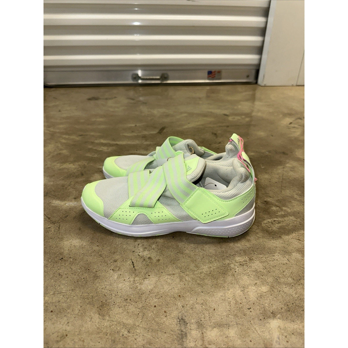 Adidas Unisex-Adult Velocade Cycling Sneaker Men's Size 6.5/W7.5
