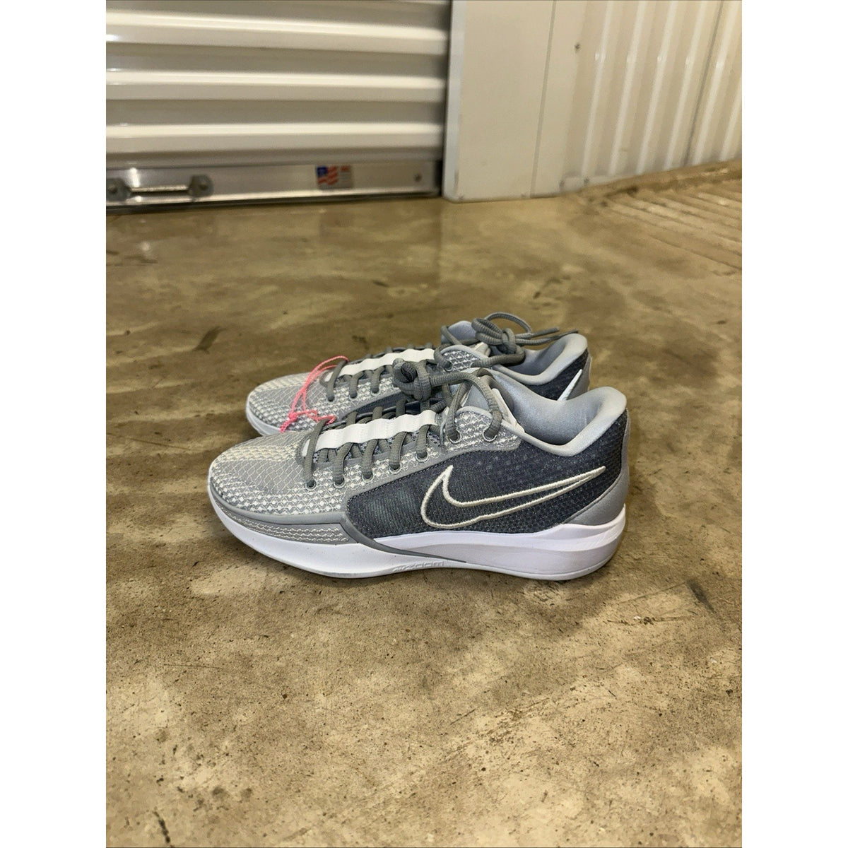 Nike Sabrina 11 Women’s Basketball Court Size 7 Triple Grey FQ3391-010 NWOB!