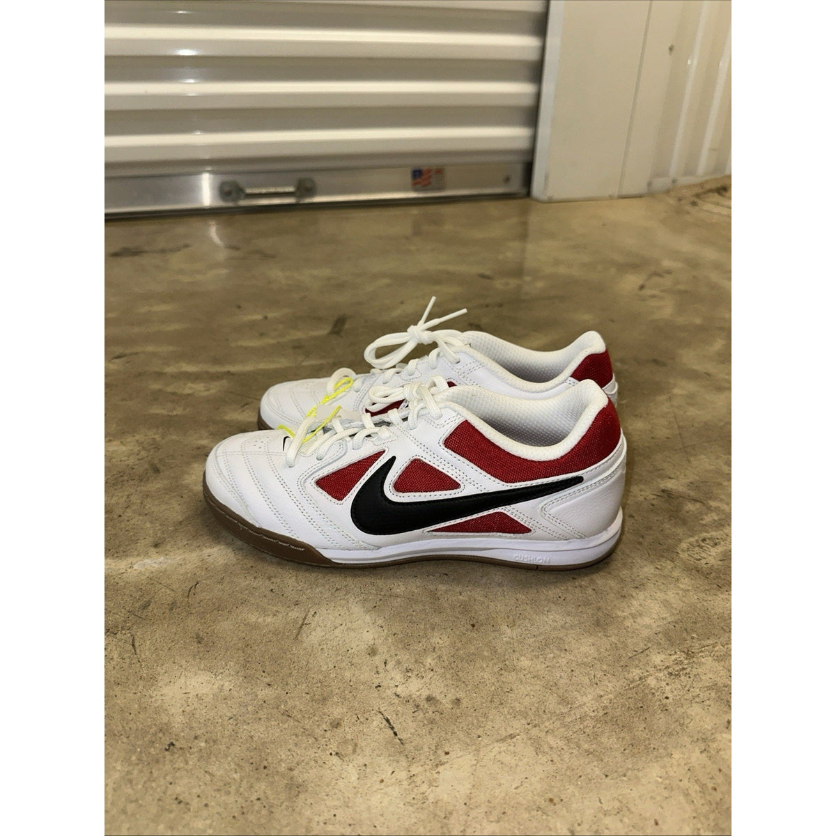 Nike Gato White Gym Red Gum Dark Brown - IB8509-100 Men’s Size 7/8.5W