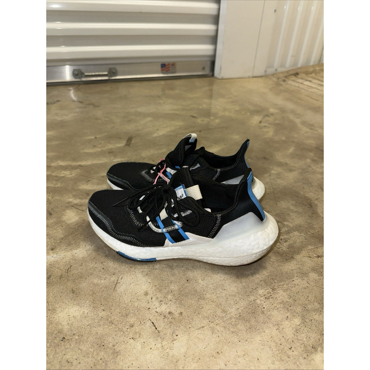 New Adidas X Parley Ultraboost 22 Women's Size 7.5 Run Trainers Black Ladies NWB