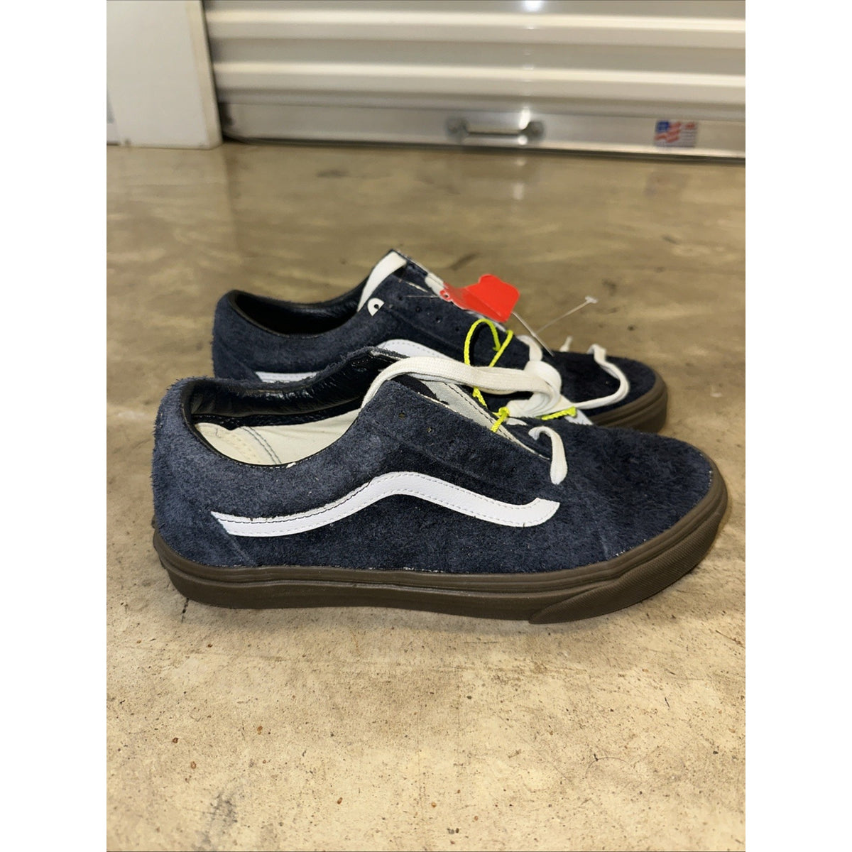 Old Skool 'Hairy Suede- Dark Navy' Size 7.5 Mens/ 9 Womens