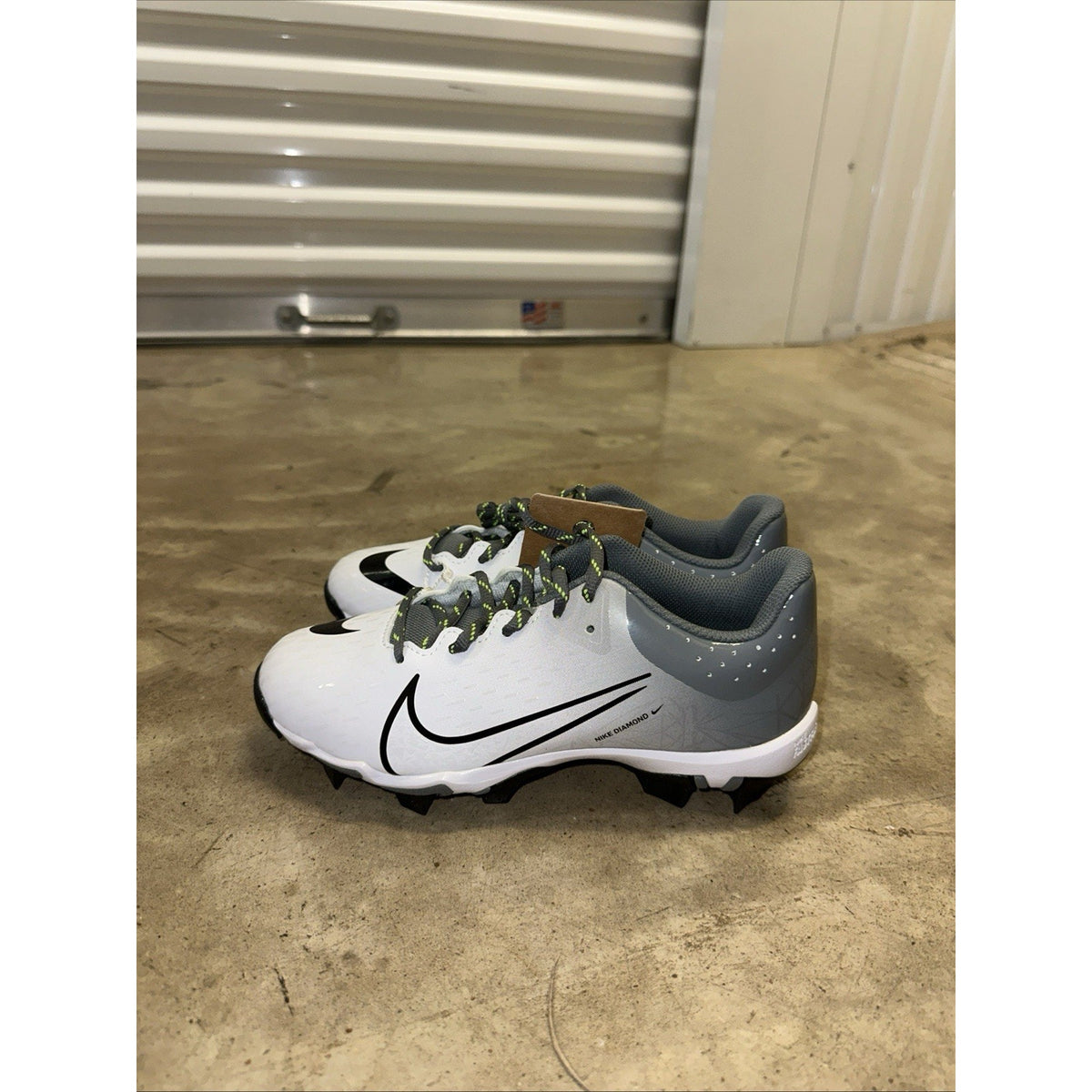 New Nike Hyperdiamond 4 Keystone GG BASEBALL CLEATS GS Size 5Y