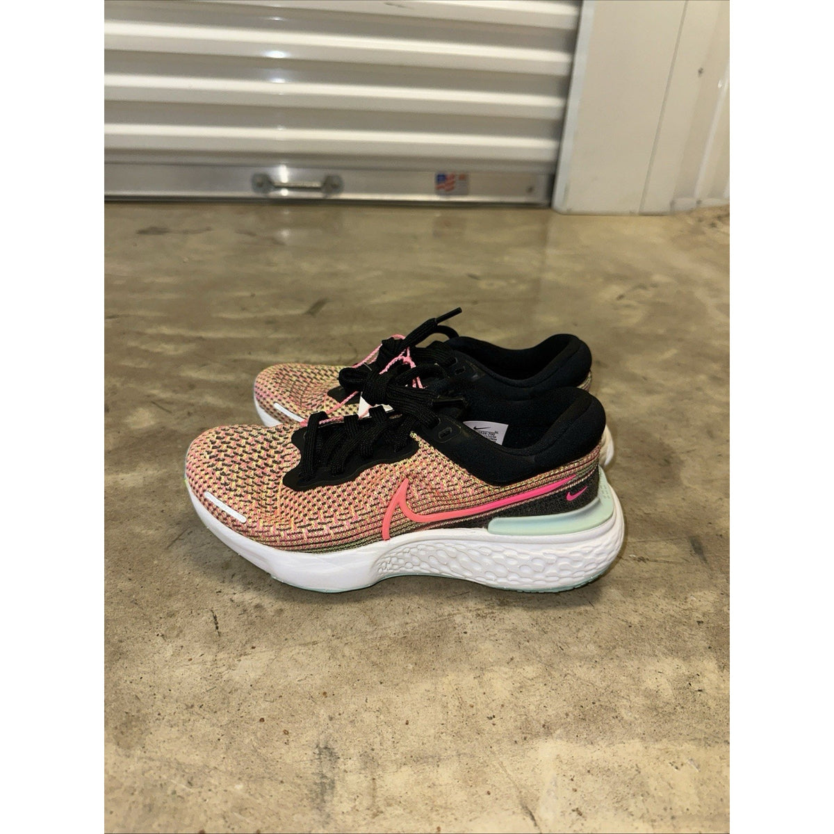 Nike ZoomX Invincible Shoes Women Size 6.5 Running DJ5926-700 Multicolor