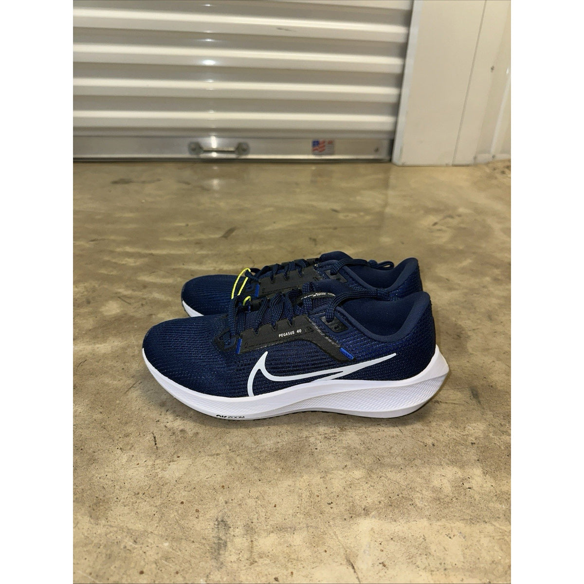 Nike Air Zoom Pegasus 40 Low Tottenham Hotspur Soccer Men's 6.5 Blue DV3853-400