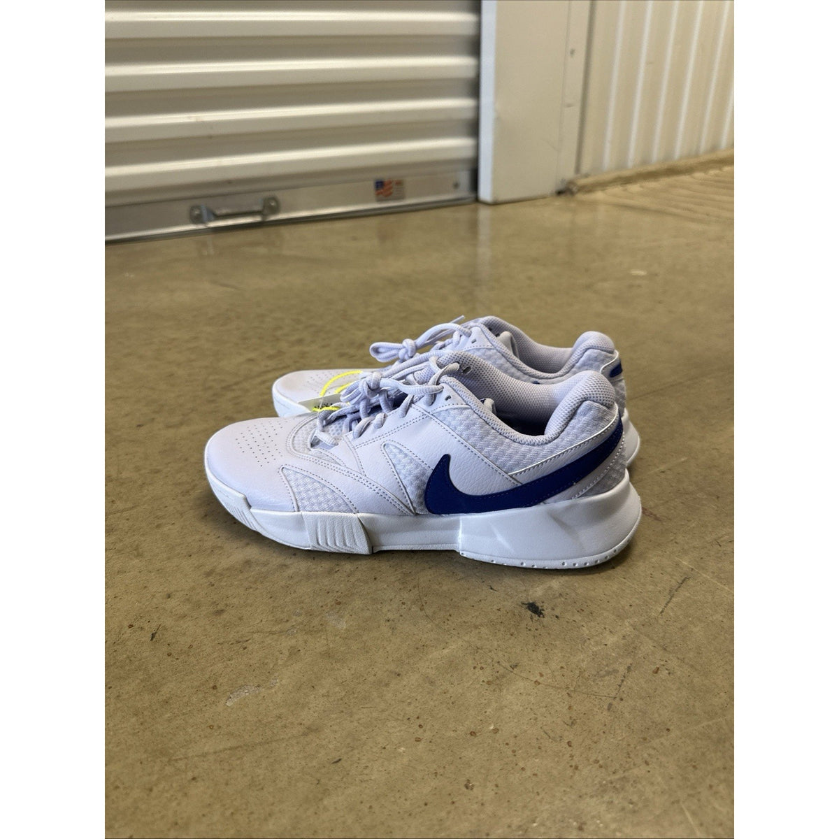 Nike Court Lite 4 Women's Court Tennis Shoes FD6575-500 Size 9.5