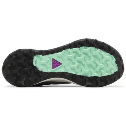 Nike ACG Lowcate Mens Smoke Grey Vivid Purple New Sneakers Hiking Shoes Size 7.5