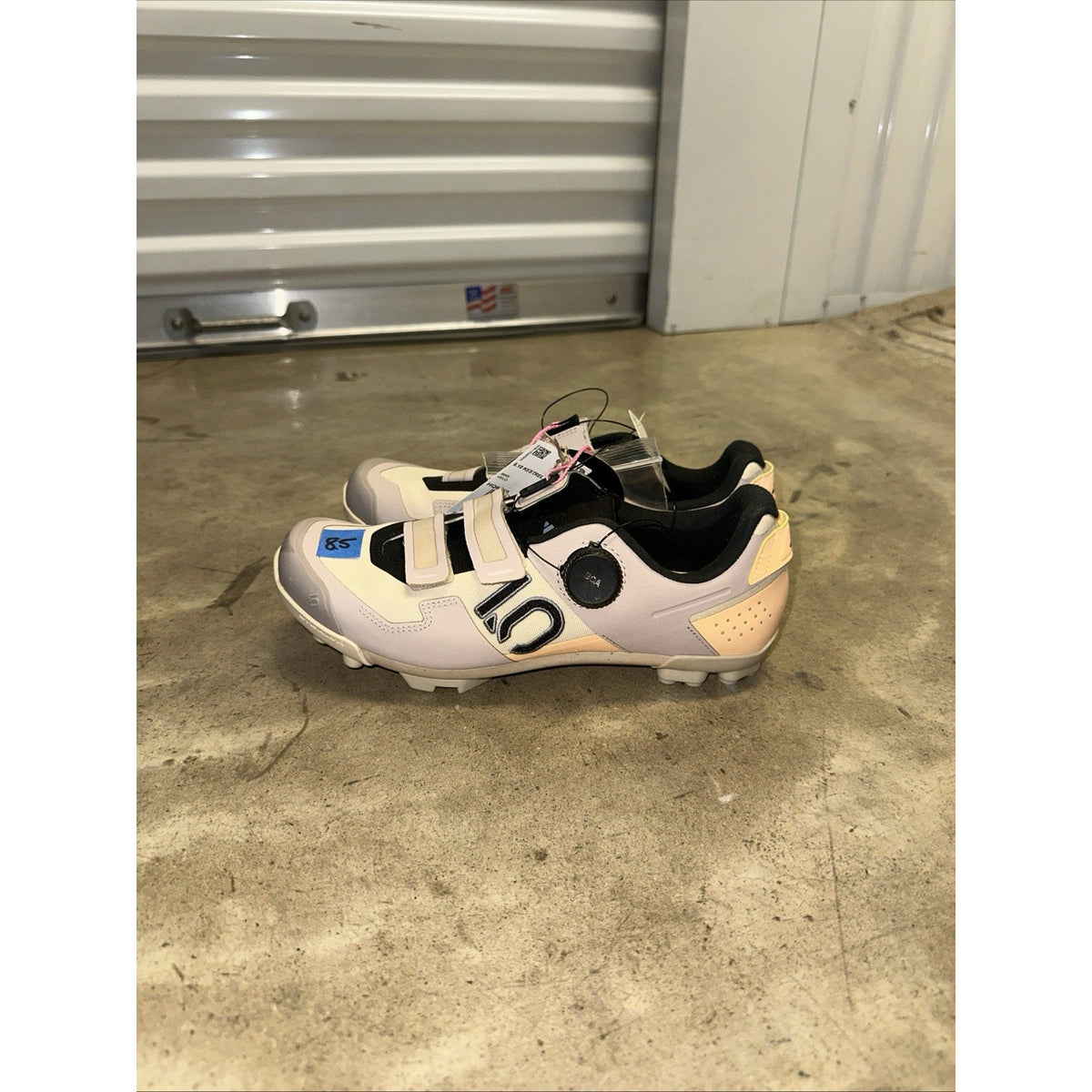 Size 8.5 Womens adidas Five Ten Kestrel BOA Mountain Bike Shoes Sand Strata