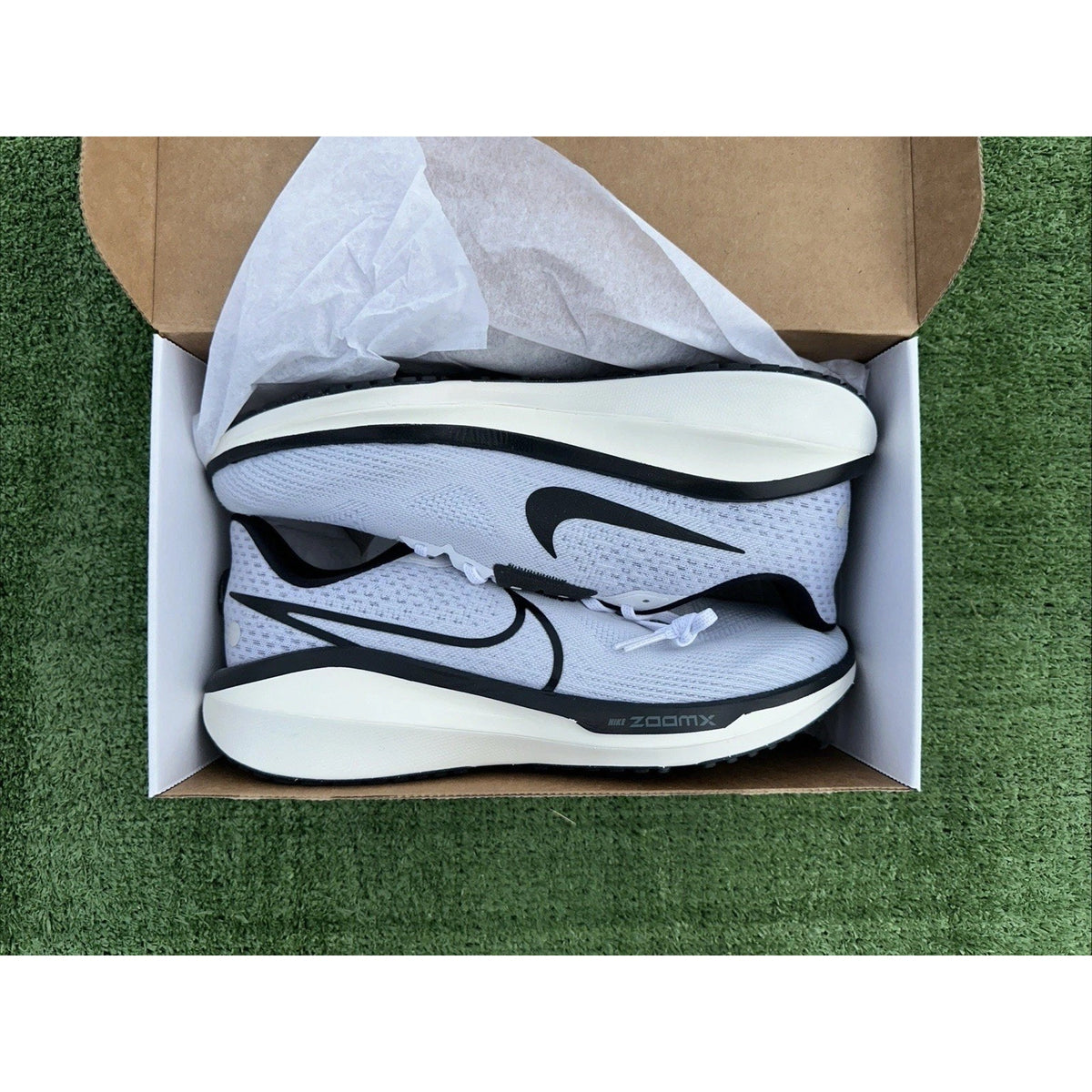 NEW Nike Vomero 17 ‘Platinum Vintage Green’ Mens Size 12.5 FB8502-104
