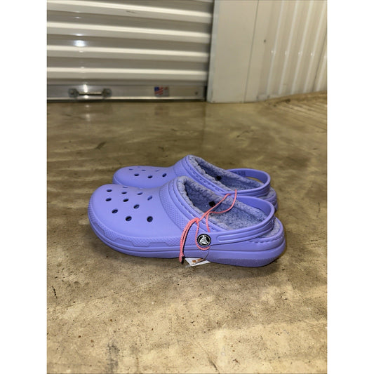 CROCS Clogs Girl's Junior Size 6 Purple Slip-On Lightweight Insulated Clogs