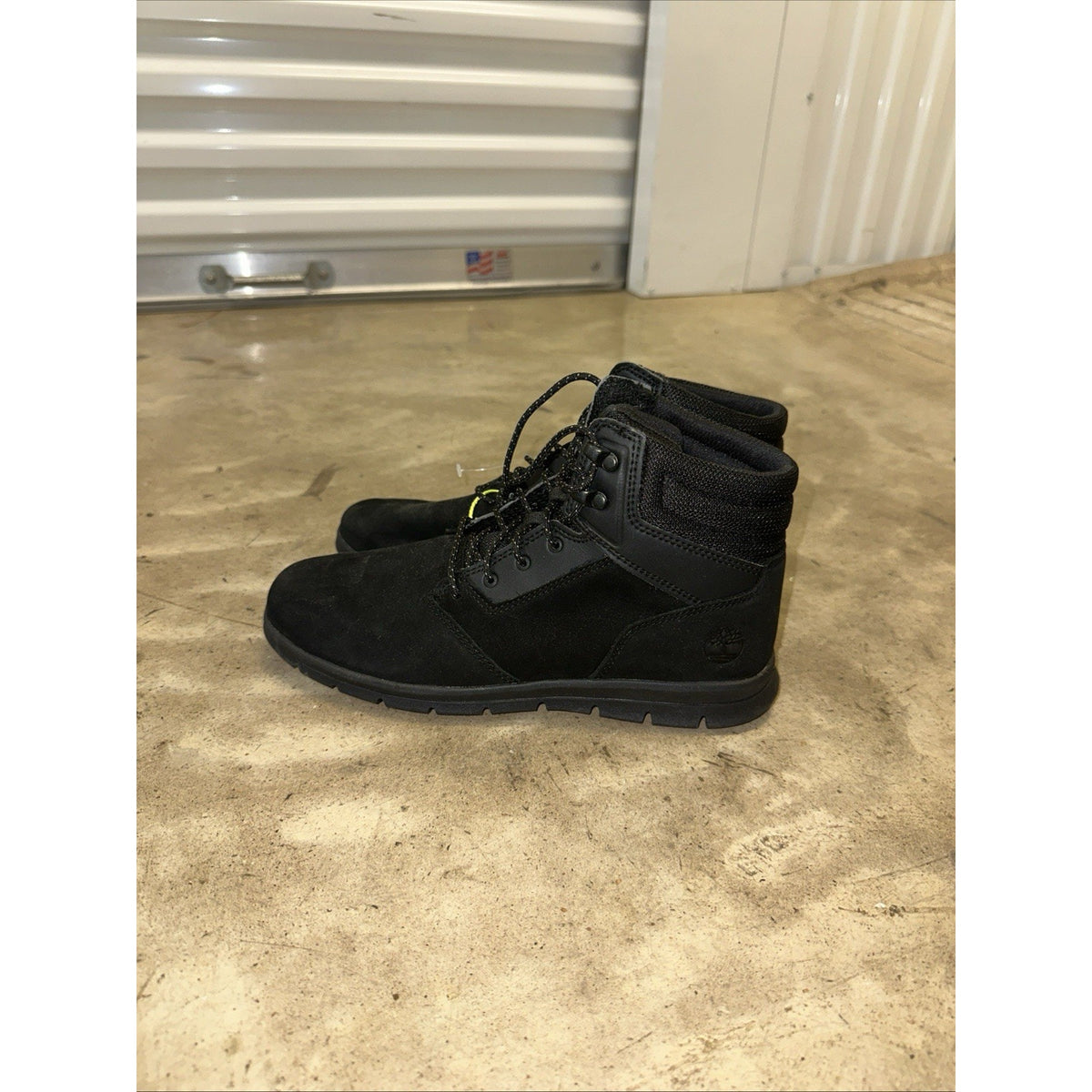 Timberland Men's Black Hoverlite Waterproof Boots Size 8 US CHUKKA BOOT