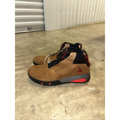 Size 5 - Nike ACG Ruckel Ridge Light British Tan Boots