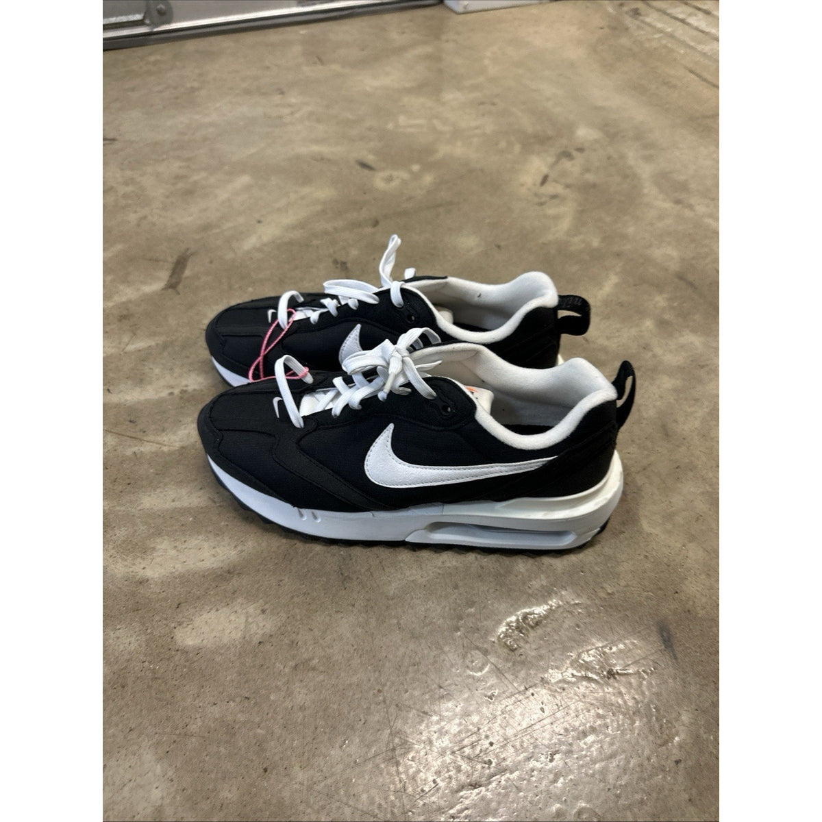 Size 7.5 - Nike Air Max Dawn Black Summit White Mens Shoes