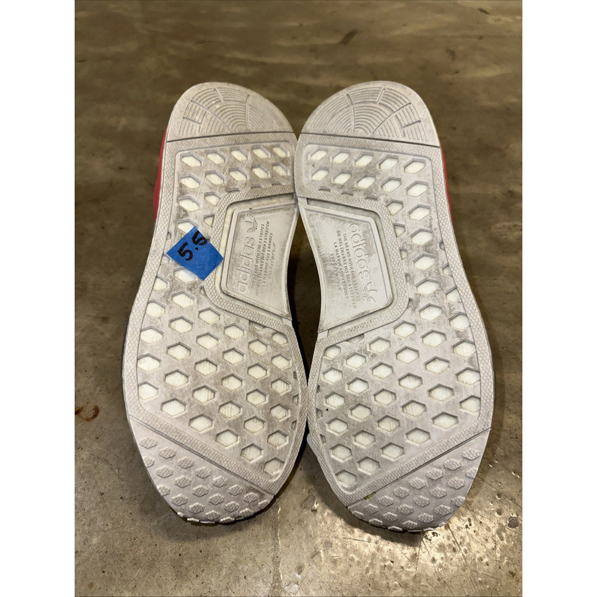 Adidas NMD_R1 V2 Low GS Athletic Running Shoes White GW3554 SIZE 5.5Y