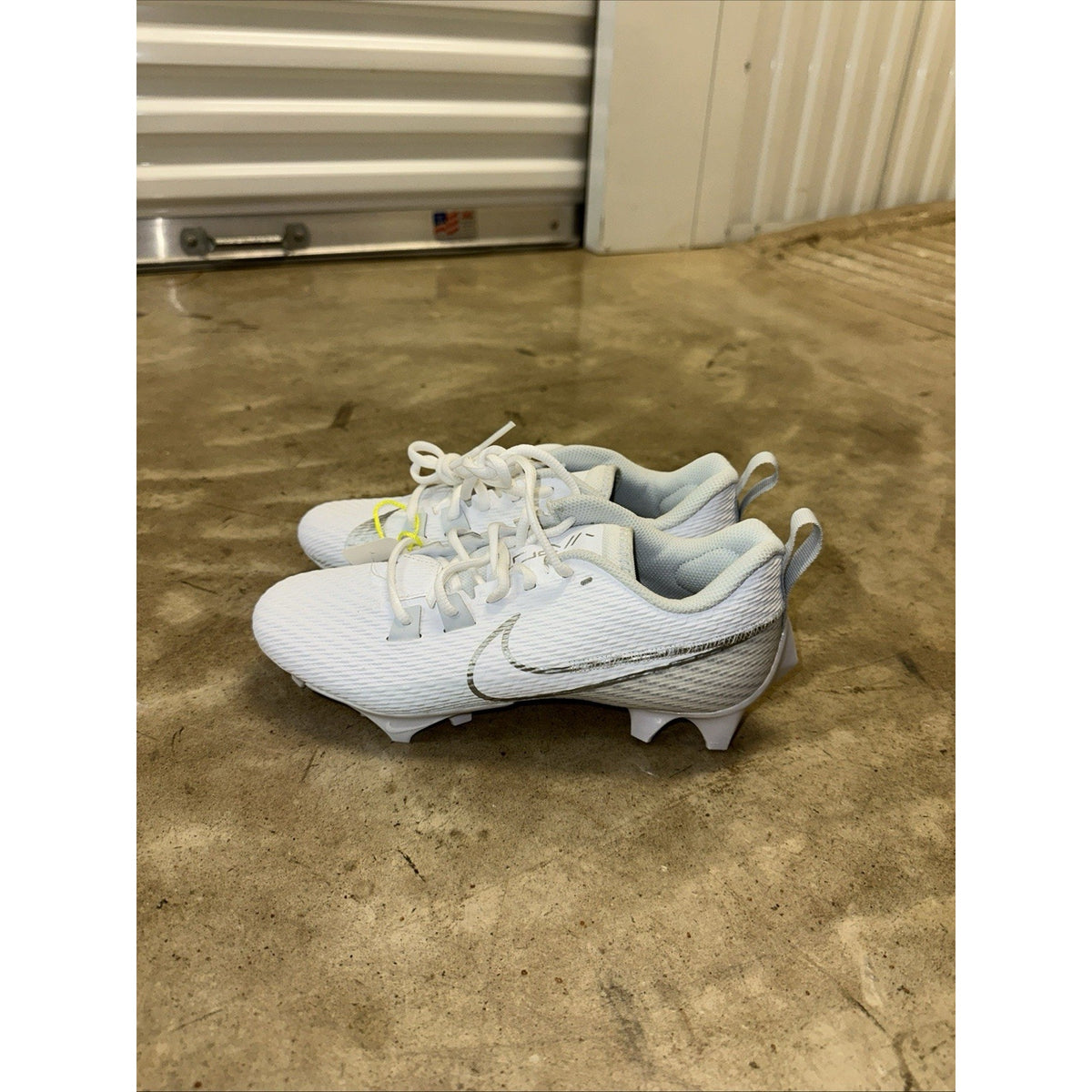 Nike Vapor Edge Speed 360 Football Cleat White Silver Men's Size 7 DA5455-102