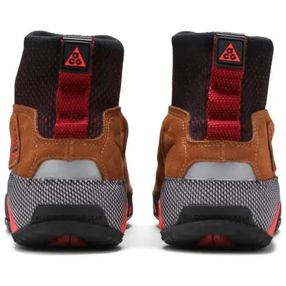 Size 5 - Nike ACG Ruckel Ridge Light British Tan Boots
