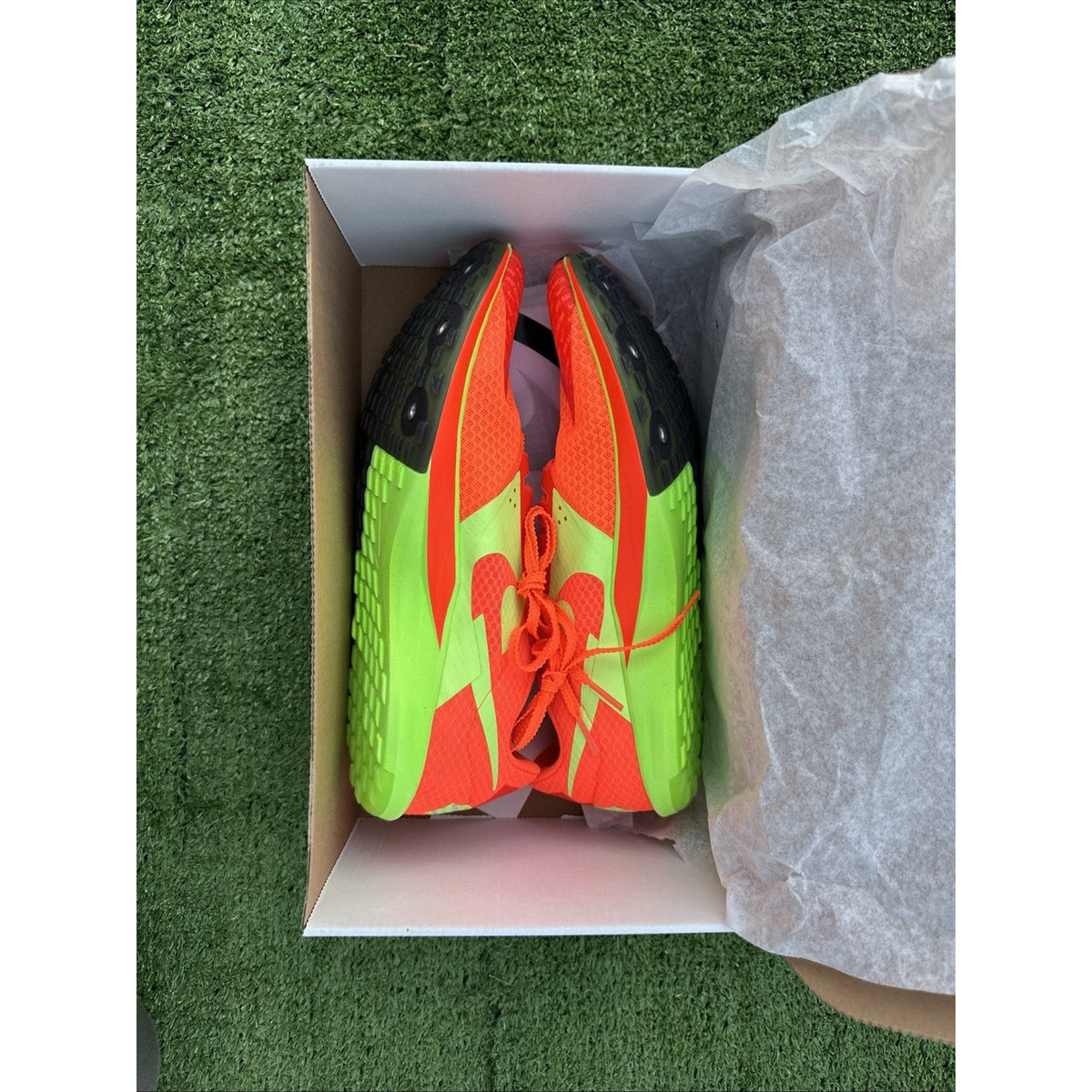 New Nike Dragonfly XC Men’s Size 11.5 With Spike Bag And Missing Spikes