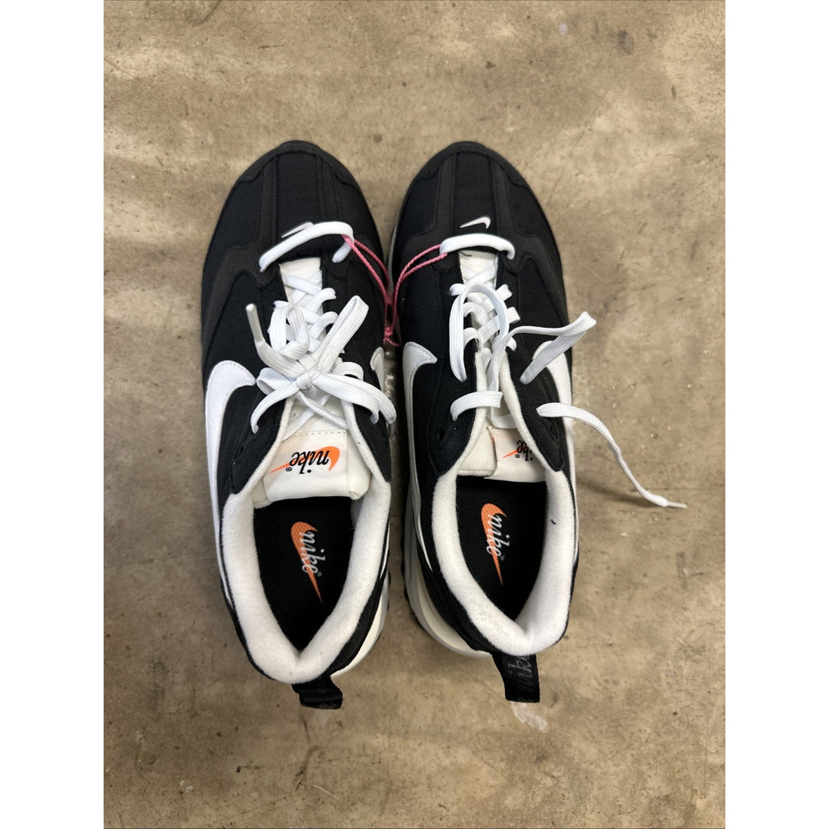 Size 7.5 - Nike Air Max Dawn Black Summit White Mens Shoes