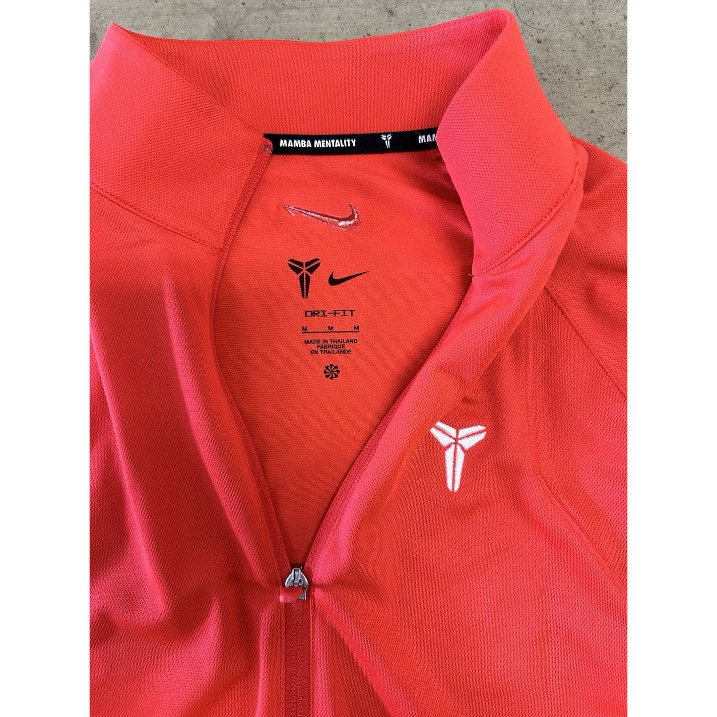 Nike Kobe Dri-FIT Knit Lightweight Jacket Full Zipper Red Size Medium HJ8097-010