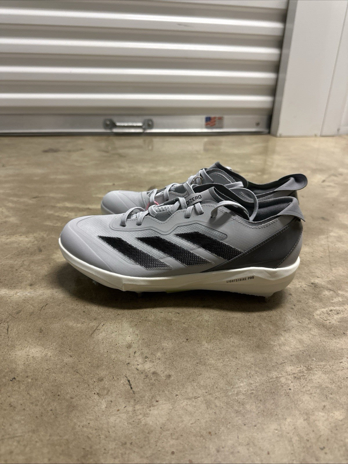 adidas Adizero Instinct+  Light Grey/Silver Metallic Women's Softball Cleats