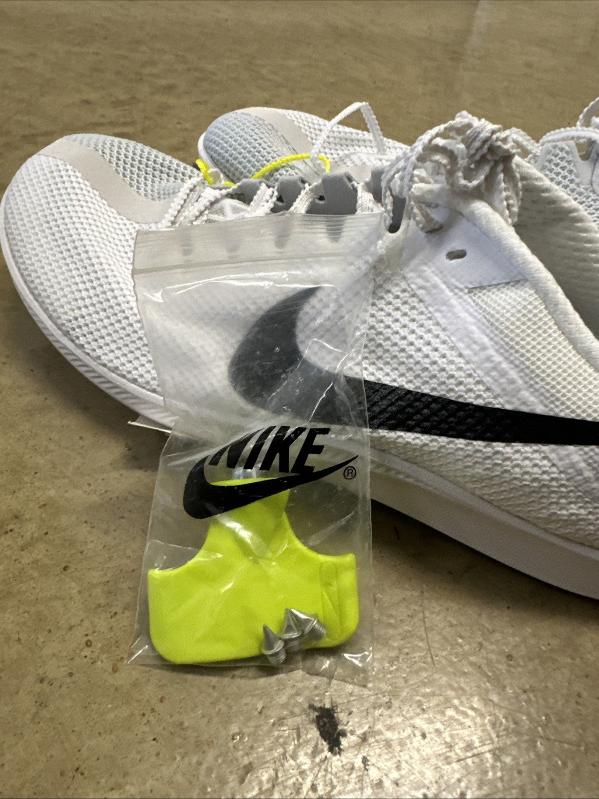 Nike Zoom Rival Multi Track and Field Spikes DC8725-100-WHITE/BLACK Men's Sizes